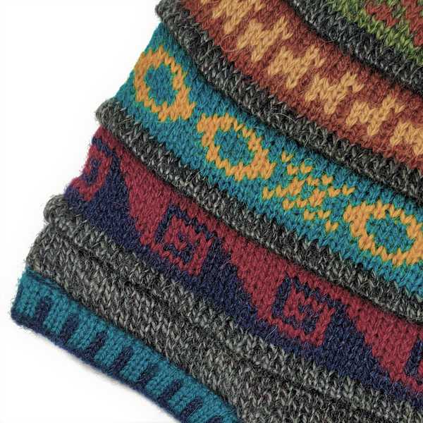 Bonnet Chullo Péruvien Réversible Tissé Main en Alpaga avec Motifs Ethniques - Inka Products
