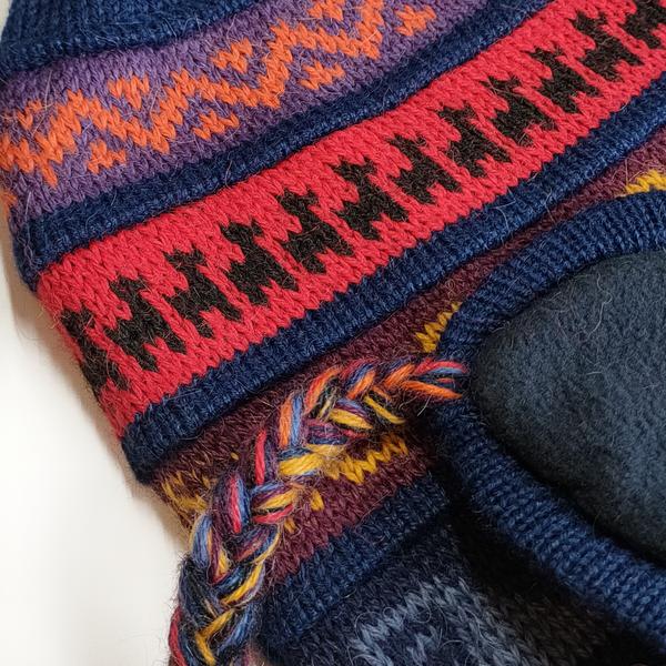 Bonnet Chullo Péruvien Alpaga Tissé Main en Alpaga avec Motifs Ethniques - Inka Products