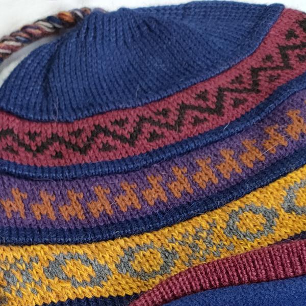 Bonnet Chullo Péruvien Alpaga Tissé Main en Alpaga avec Motifs Ethniques - Inka Products