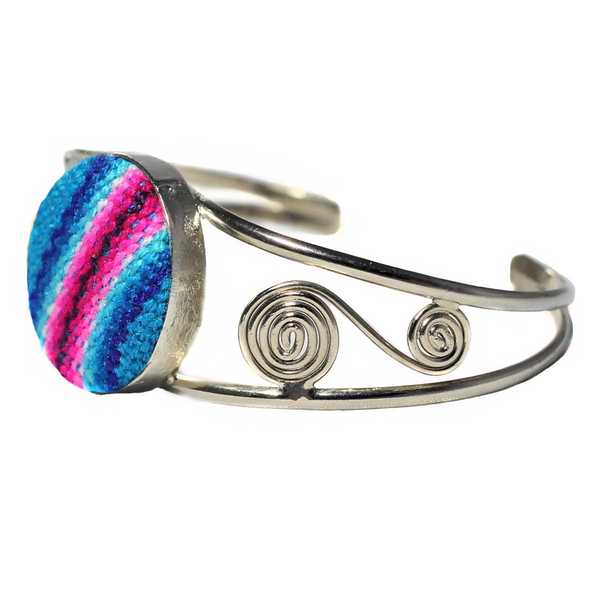 Bracelet en Métal Argenté Péruvien Tissu Traditionnel Andin Bleu Ciel - Inka Products