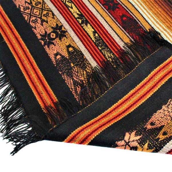Chemin de Table Péruvien Noir Poissons CHALLWA - Inka Products