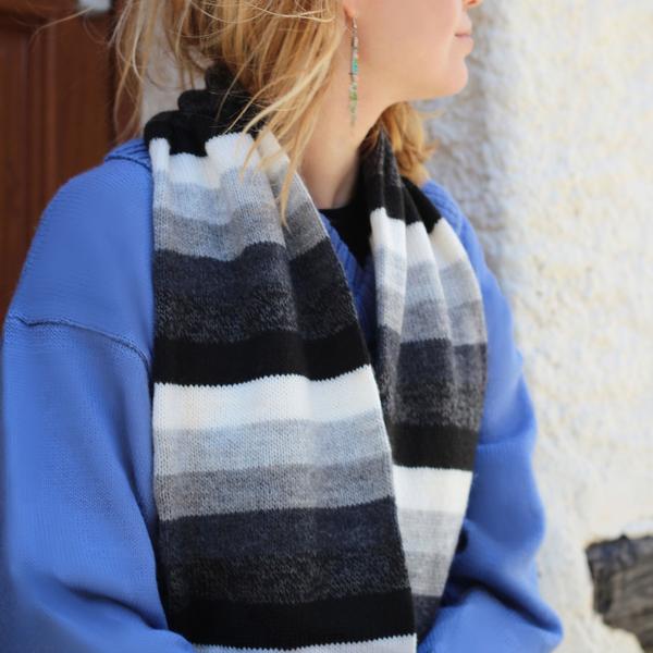 Écharpe-Bonnet Péruvienne à Franges - Inka Products