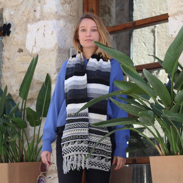 Écharpe-Bonnet Péruvienne à Franges - Inka Products