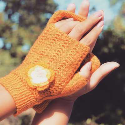 Mitaines Courtes à Côtes Laine Alpaga Jaune Fleur - Inka Products