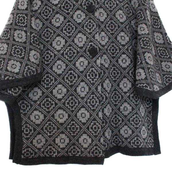 Cape Alpaga HAPPINA Gris Foncé Motifs Ethniques - Inka Products