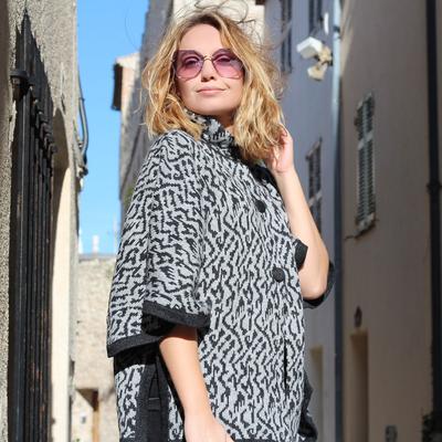 Cape Alpaga HAPPINA Motifs Ethniques Félin - Inka Products